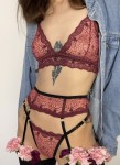 Bralet Very Cherry - Czerwony haft